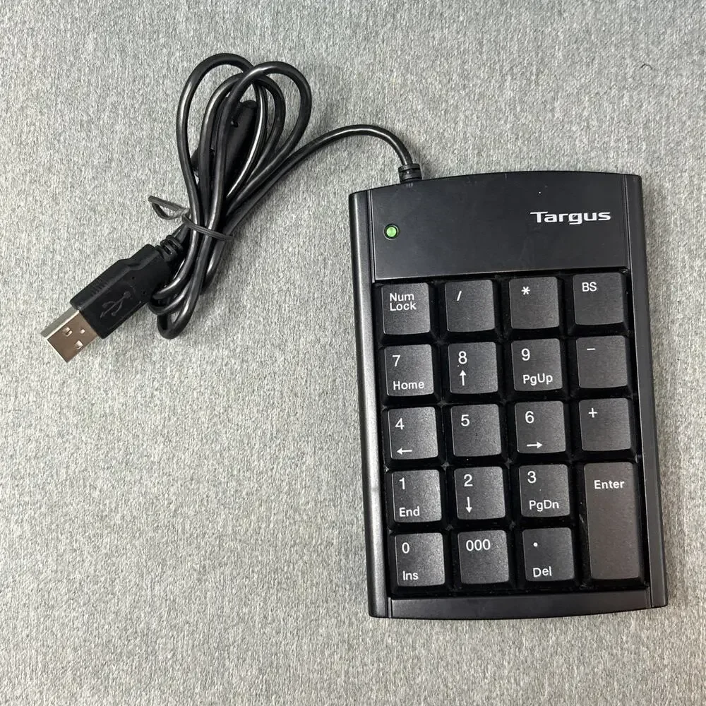 Targus Numeric Keypad USB Port Connector Portable Plug & Play Device Black